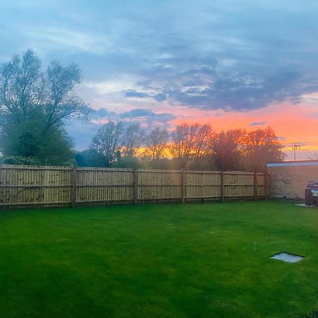 Blossom Lodge - Detached Bungalow Near Kings Lynn Narborough  Εξωτερικό φωτογραφία
